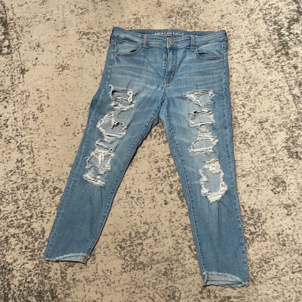 AMERICAN EAGLE NE(X)T level stretch Jegging crop DESTROYED!!
